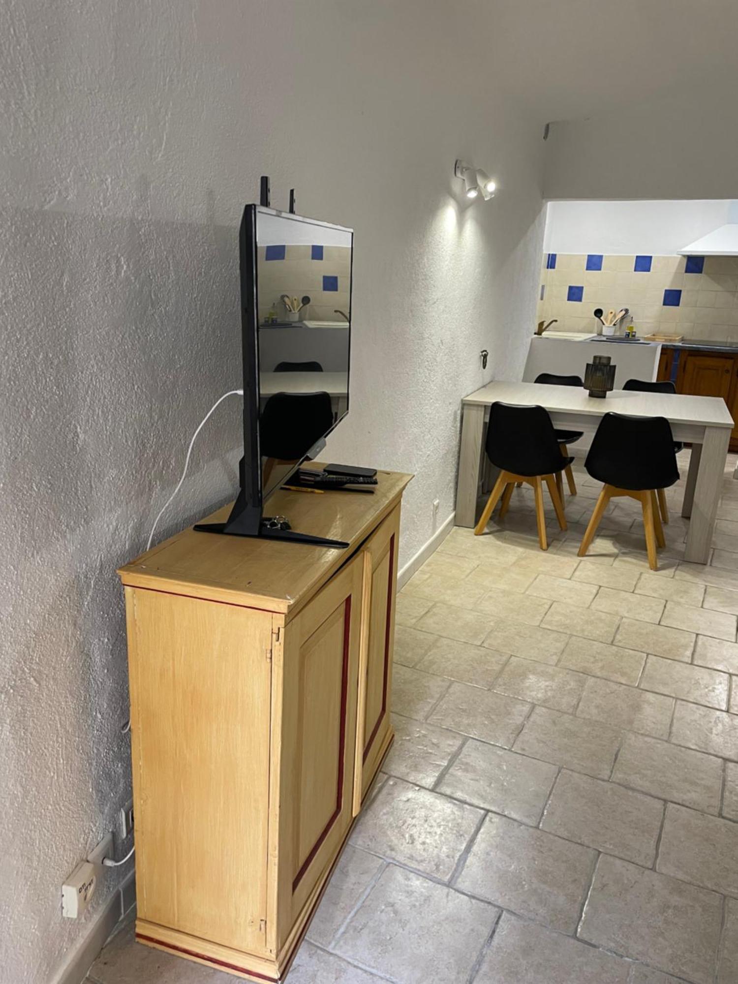 Hebergement Seillans Extérieur photo